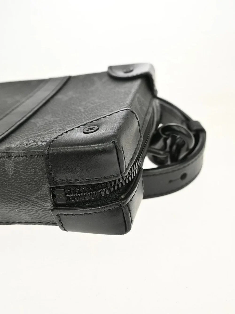 Louis Vuitton Taurillon Soft Trunk Wallet Shoulder Bag